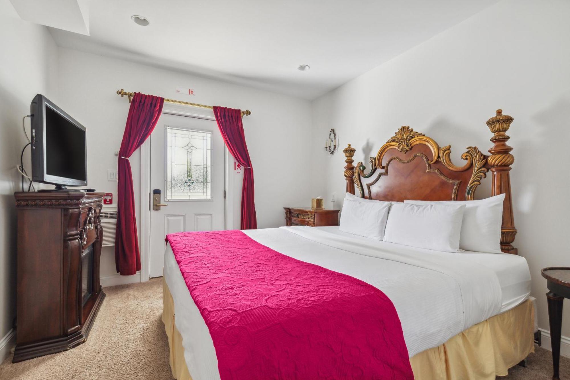 The Columbia Inn At Peralynna Экстерьер фото